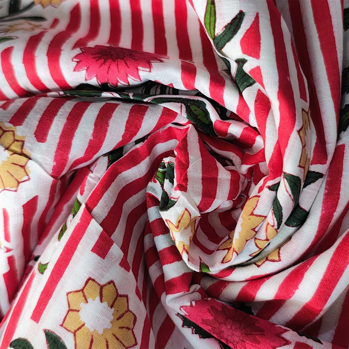 Handmade Bagru Print Textile – Dark Pink Floral Print Cotton Material