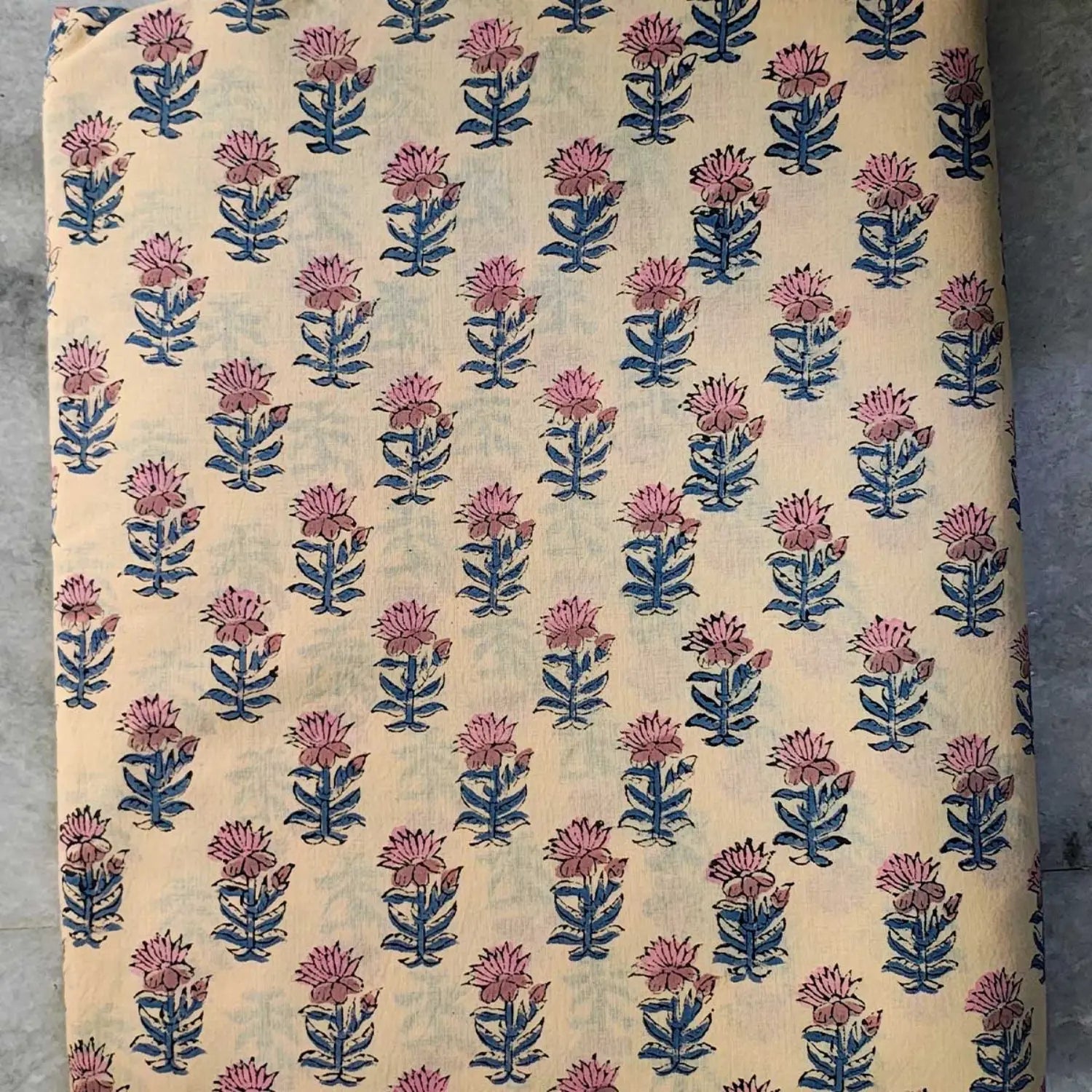 Handmade Bagru Print Textile – Beige Floral Print Cotton Material