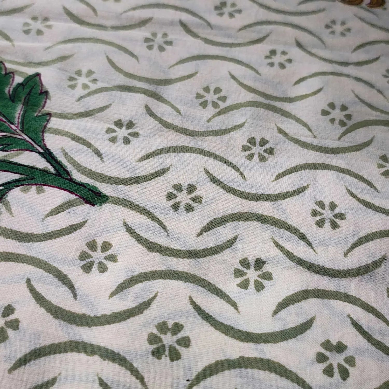 Handmade Bagru Print Textile – Beige Floral Print Cotton Material