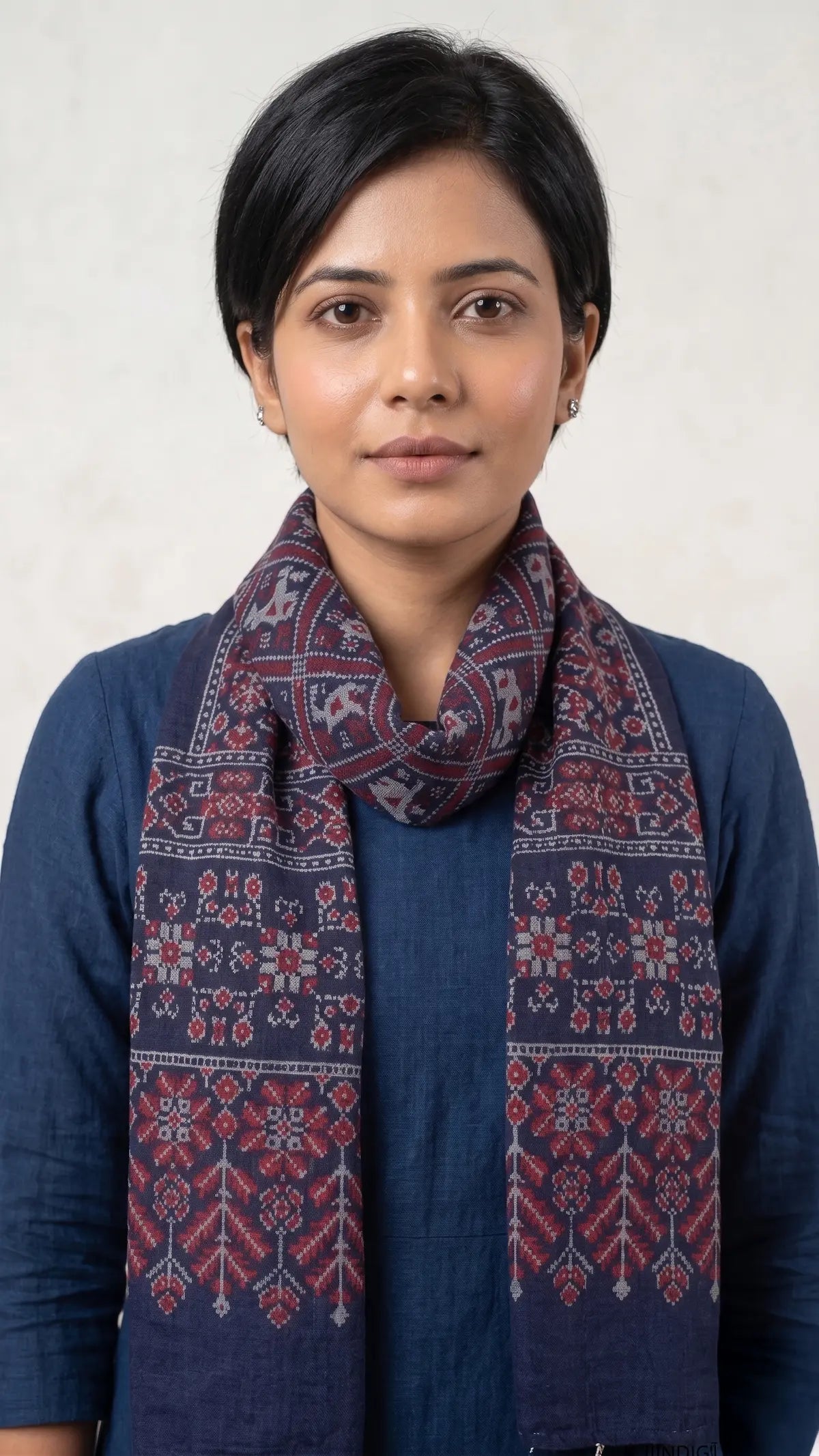 Navy blue Ajrakh cotton stole ISAK16-06C worn by model — Kutch hand block print ethnic scarf — Indiascarves