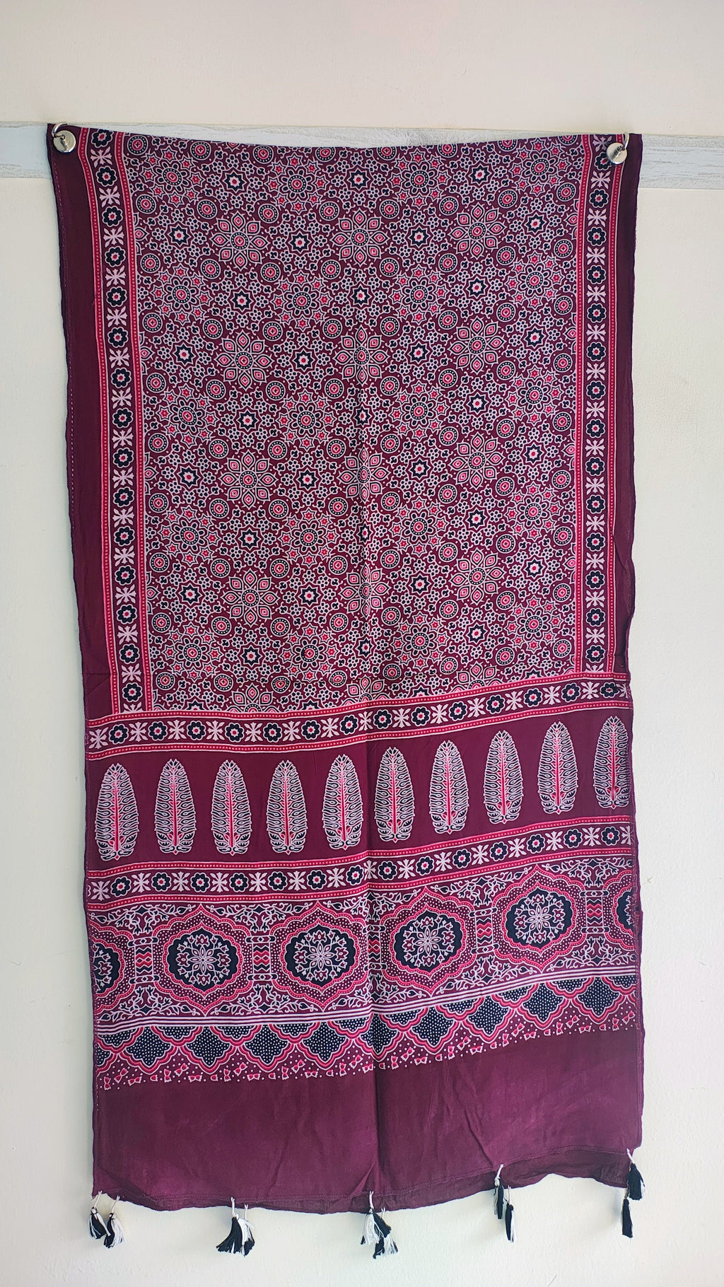 Maroon Ajrakh cotton stole ISAK16-07E — close-up of traditional Ajrakh block print patterns — Indiascarves