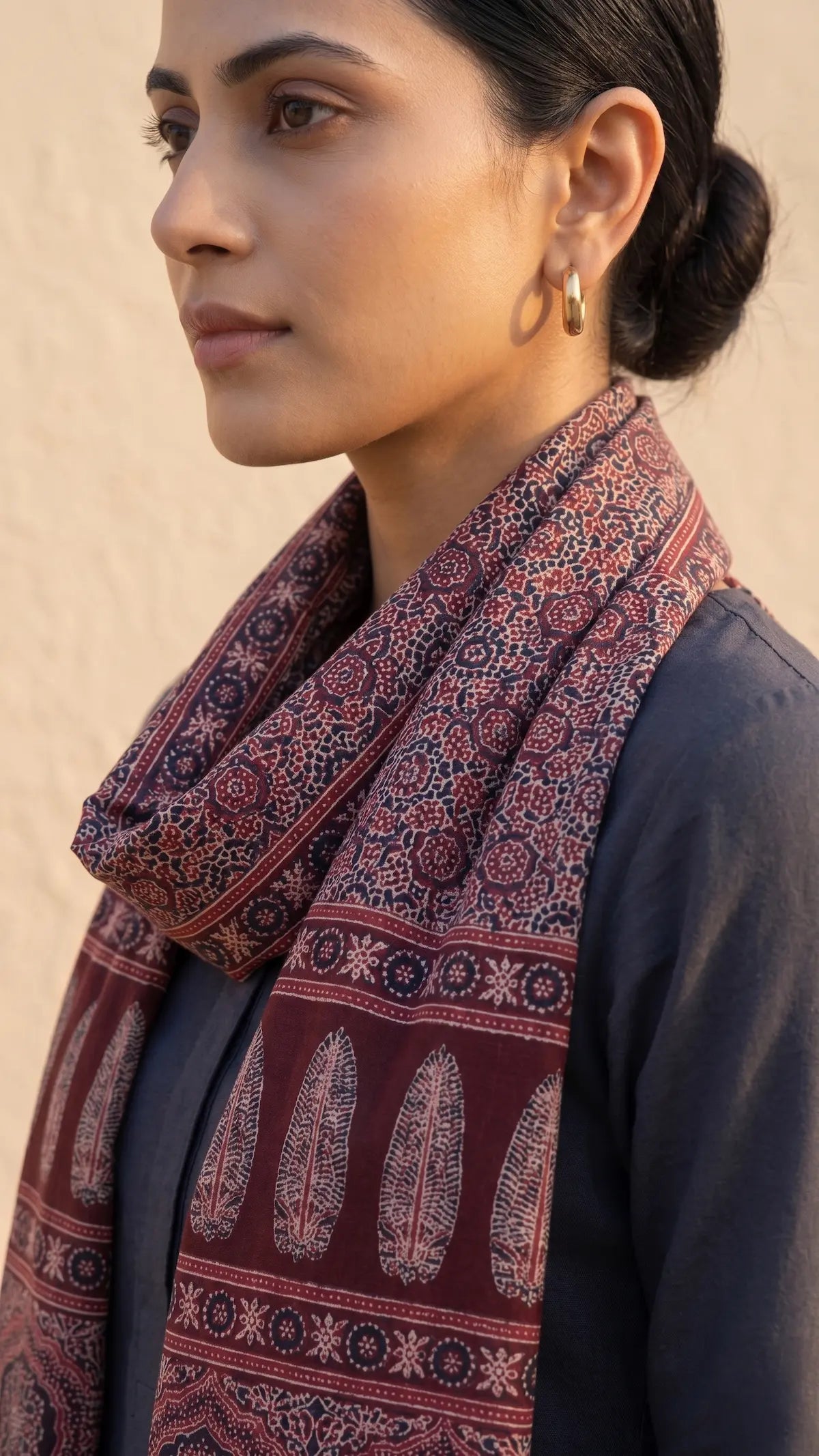 Maroon Ajrakh printed cotton stole ISAK16-07E — 55x210 cm traditional dupatta with tassel ends — Indiascarves