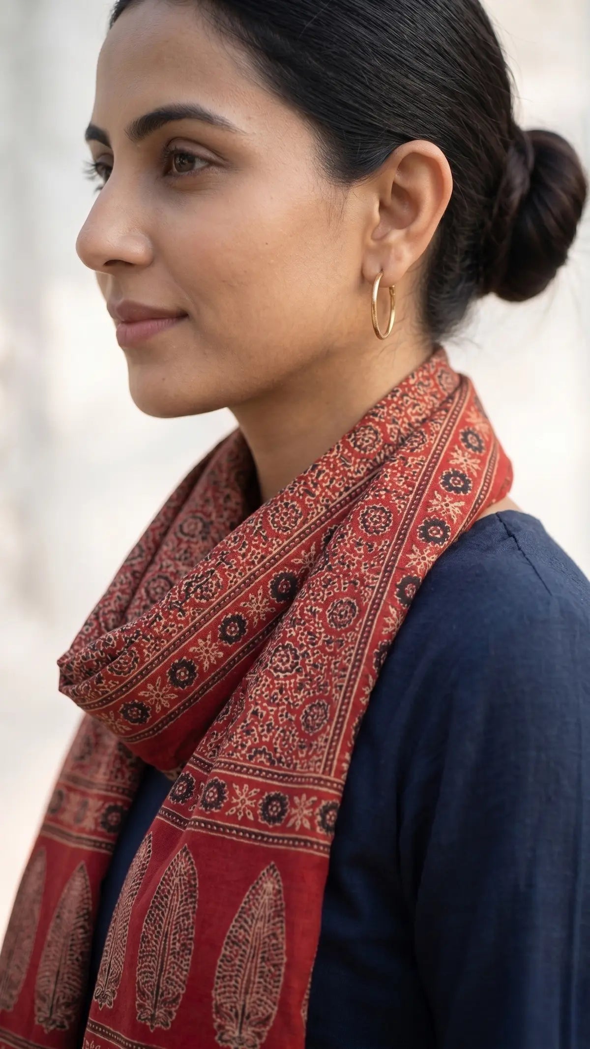 Red Ajrakh printed cotton stole ISAK16-07F — 55x210 cm traditional Indian dupatta with tassels — Indiascarves