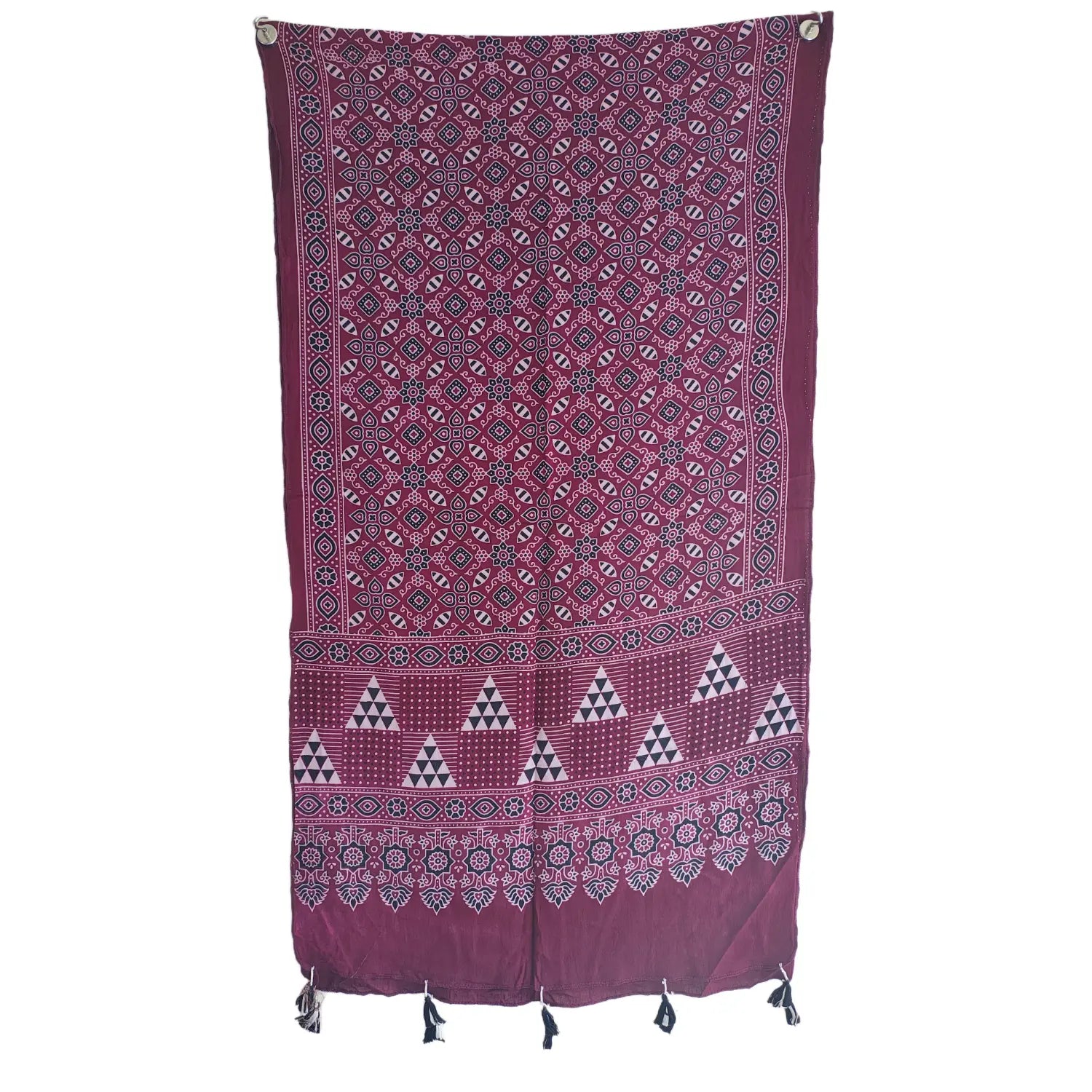 Maroon Ajrakh cotton stole ISAK16-12E — close-up of triangular border and paisley block print motifs — Indiascarves