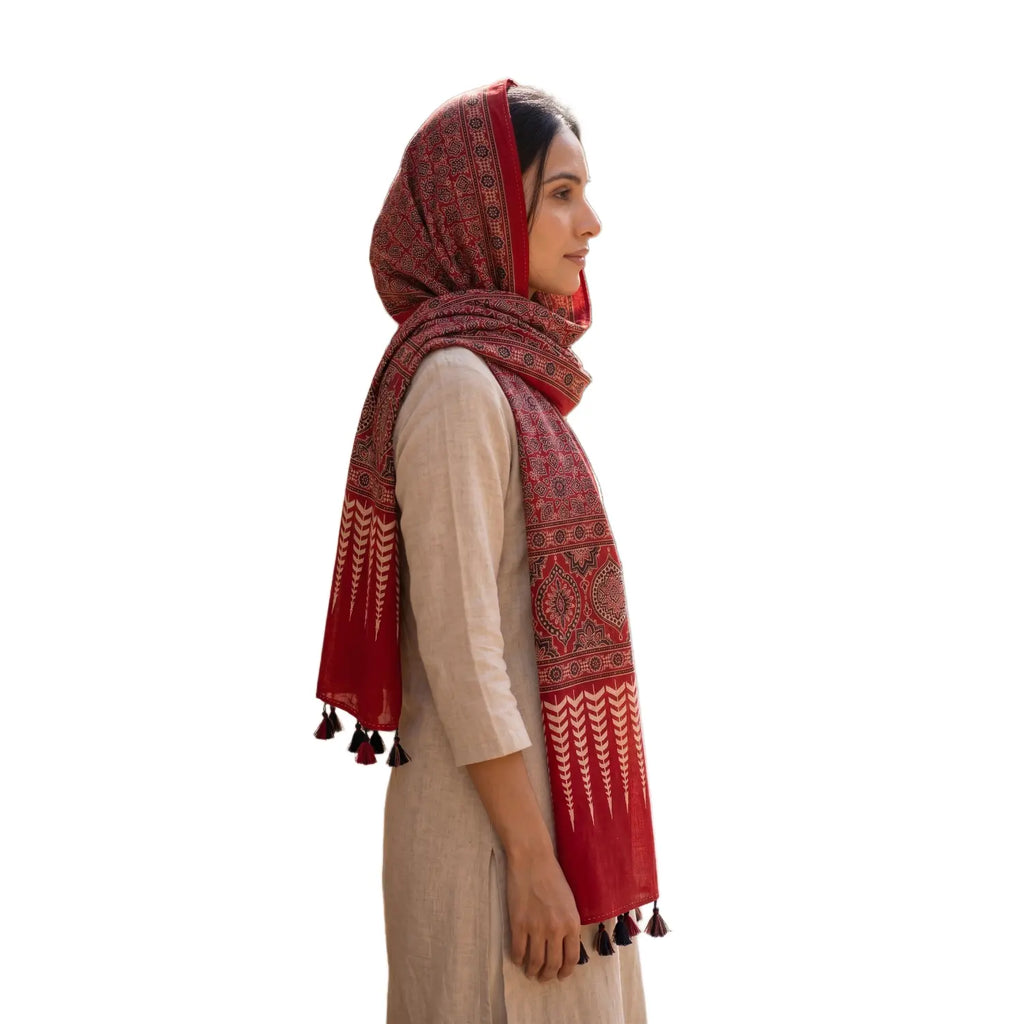 Red Ajrakh cotton stole ISAK16-13A worn by model — Kutch hand block print ethnic scarf — Indiascarves