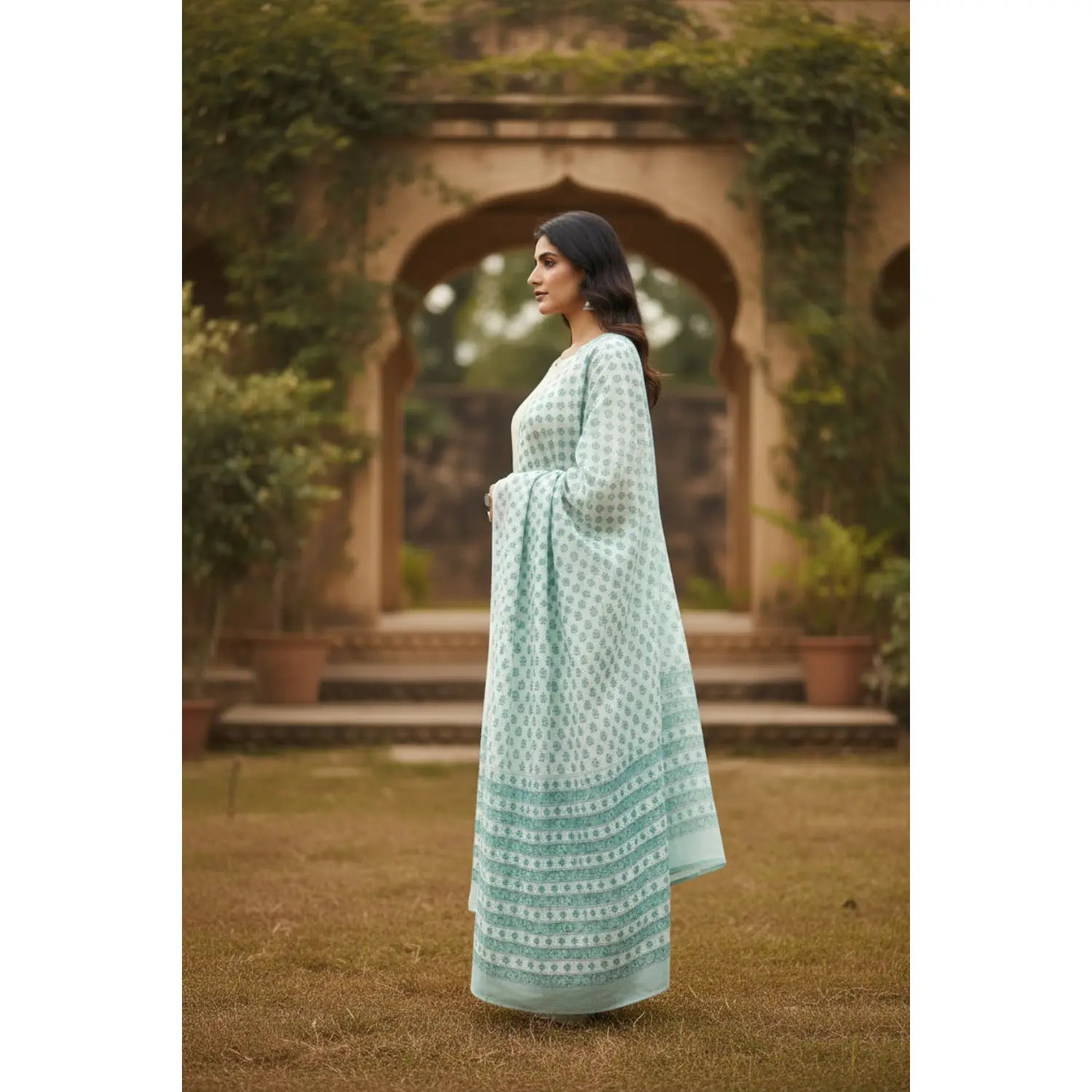 Bagru Hand Block Floral Printed Cotton Mulmul Dupatta