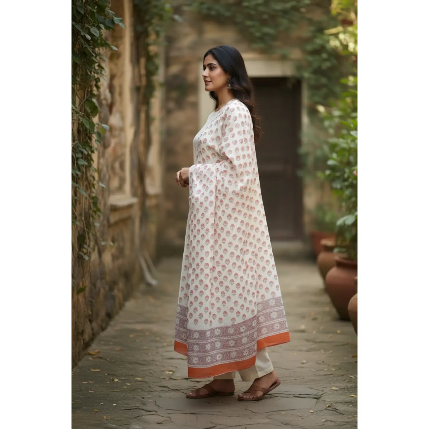 Bagru Hand Block Floral Printed Cotton Mulmul Dupatta