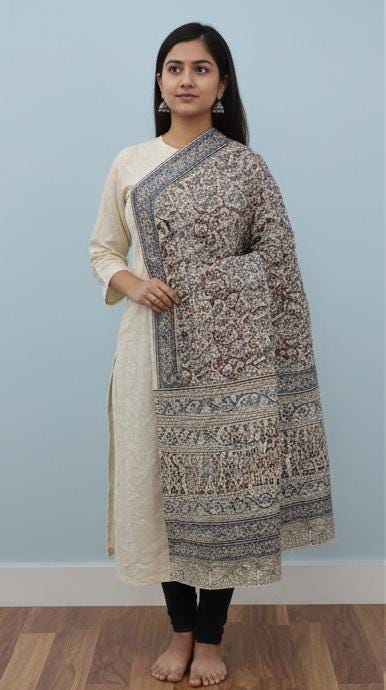 Handcrafted Kalamkari Cotton Stole – Indigo Paisley Tribal Print