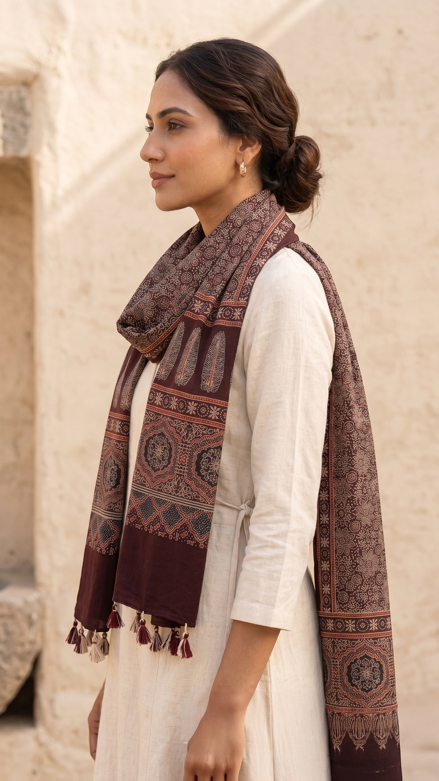 Maroon Ajrakh printed cotton stole ISAK16-07B — traditional Indian dupatta 55x210 cm with tassel fringe — Indiascarves